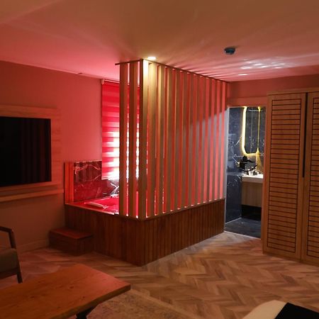 Iron Loft Hotel Ισπάρτα Εξωτερικό φωτογραφία